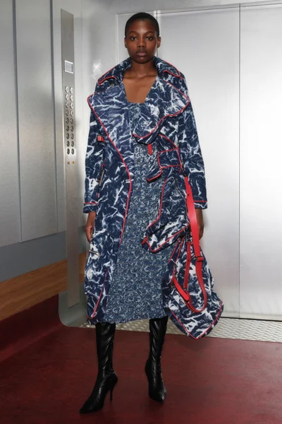 Look 61